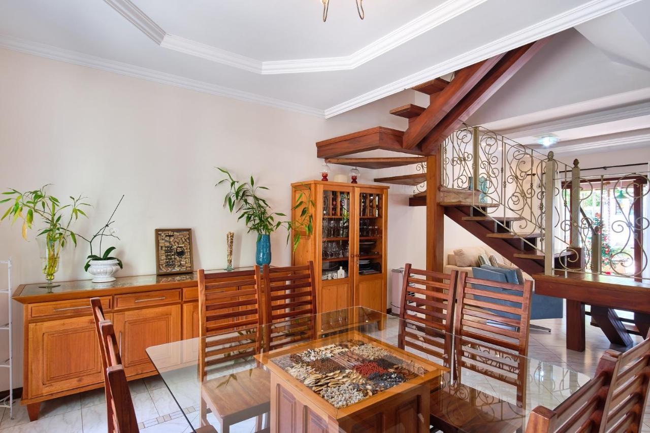Вілла Casa Petunia Com Ar E Piscina Perto Do Centro Параті Екстер'єр фото