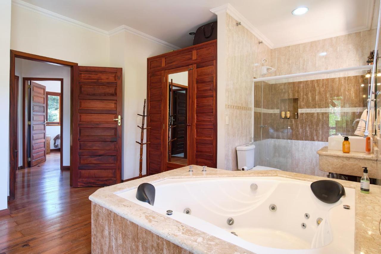 Вілла Casa Petunia Com Ar E Piscina Perto Do Centro Параті Екстер'єр фото